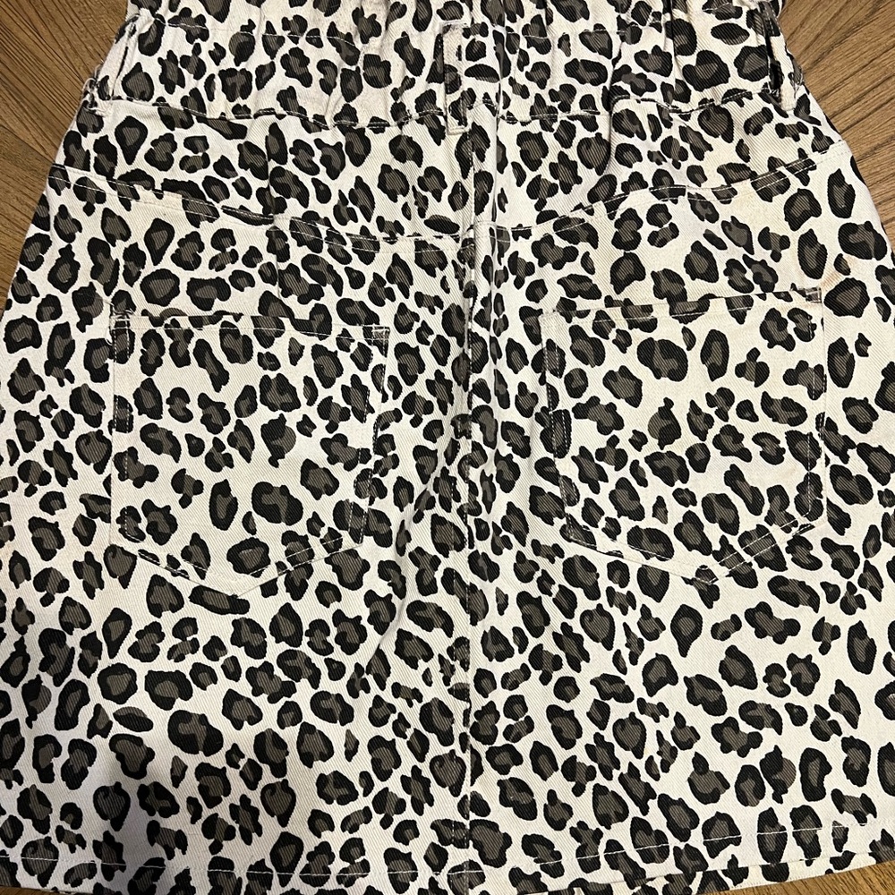 KLD Cotton Denim Elastic Waist & Zio Front White, Black, Grey Leopard Skirt L